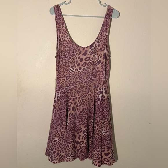 Nollie Dresses & Skirts - Nollie Lavender Leopard Print Dress